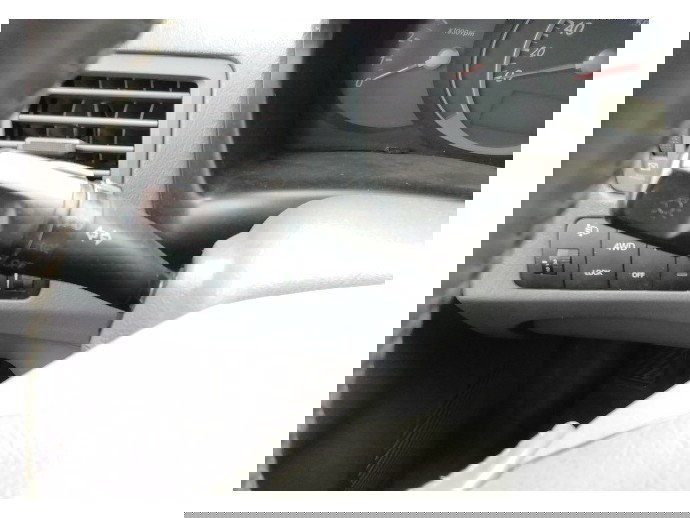 Maneta semnalizare Hyundai Tucson 2.0 CRDI OEM 2004-2010