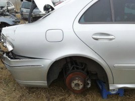 Aripa dreapta spate, Mercedes E270, 2.7 CDI, OEM, 1995-2003