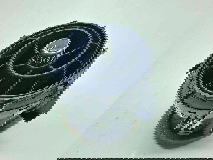  Grila aerisire centrala stanga Audi A1 (8X1) [Fabr 2010-2018] 8X2820951