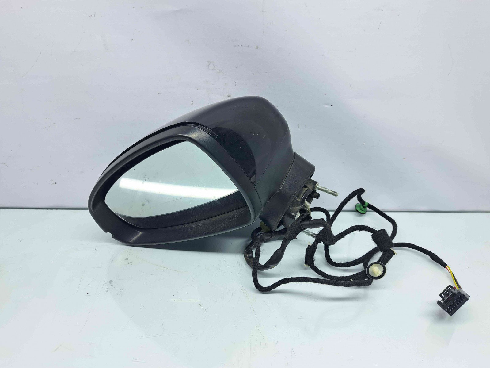 Oglinda stanga Audi A1 (8X1) [Fabr 2010-2018] LY9B