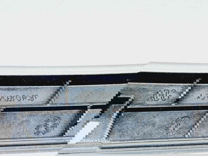 Ornament bord Mercedes Clasa C (W204) [Fabr 2007-2014] A2046800490