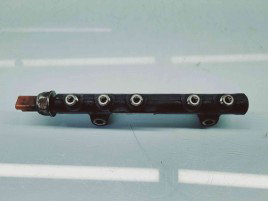 Rampa injectoare PEUGEOT 5008 [Fabr 2009-2017] 9804776780 1.6 HDI BH01 88KW / 120CP