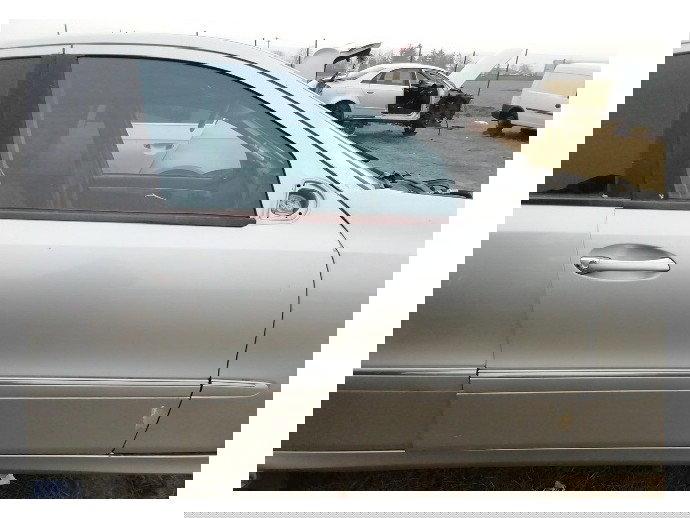 Usa dreapta fata Mercedes E270 2.7 CDI OEM 1995-2003