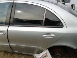 Usa stanga spate Mercedes E270 2.7 CDI OEM 1995-2003