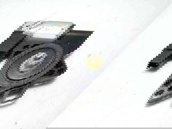 Motoras geam dreapta fata Mazda 6 2.0 GJ6A5858X 2002-2008