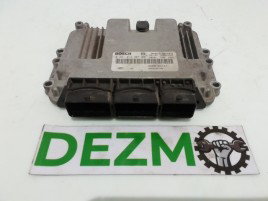 Calculator motor ECU Renault Megane 2 1.9 diesel 8200705747 2003-2008