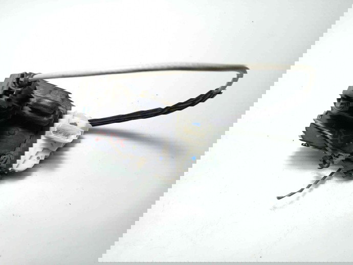 Broasca usa stanga fata Peugeot 307 1.6 OEM 2000-2008