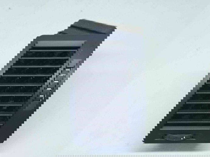  Grila aerisire stanga Skoda Octavia 2 Combi (1Z5) [Fabr 2004-2013] 1Z0819701