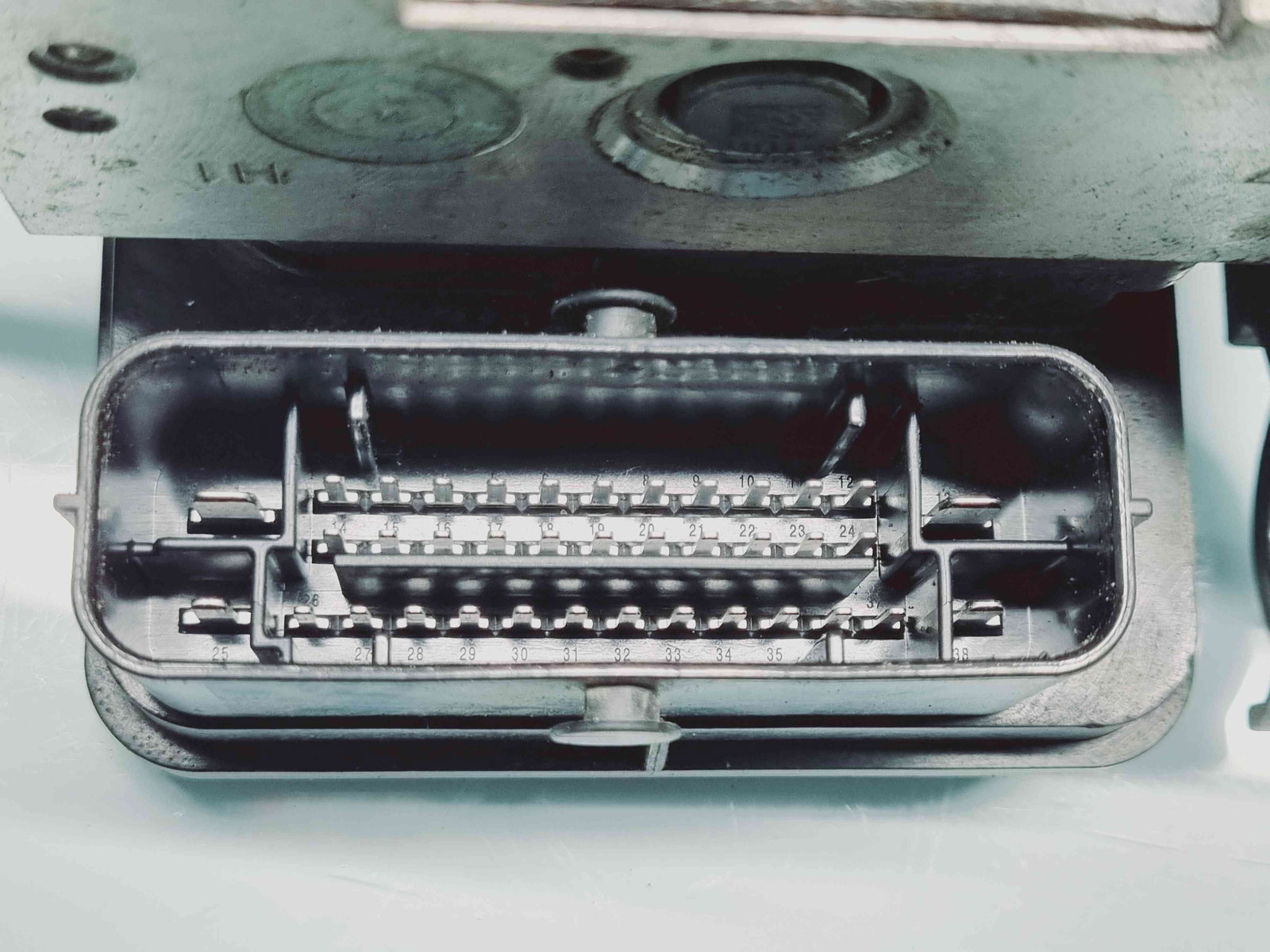 Pompa ABS Seat Leon ST Combi (5F8) [Fabr 2013-2018] 5Q0614517Q n 5Q0907379R 2.0 TDI CKFC 110KW / 150CP - imagine 4