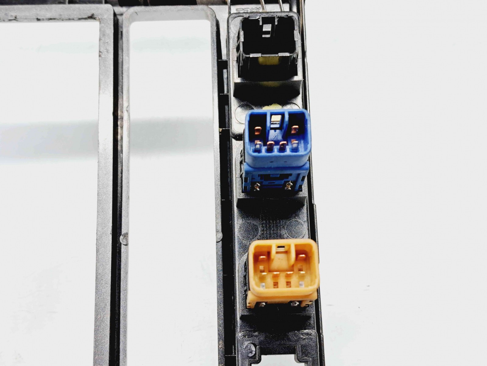 Ornament bord Hyundai Santa Fe 2 (CM) [Fabr 2005-2012] OEM - imagine 3