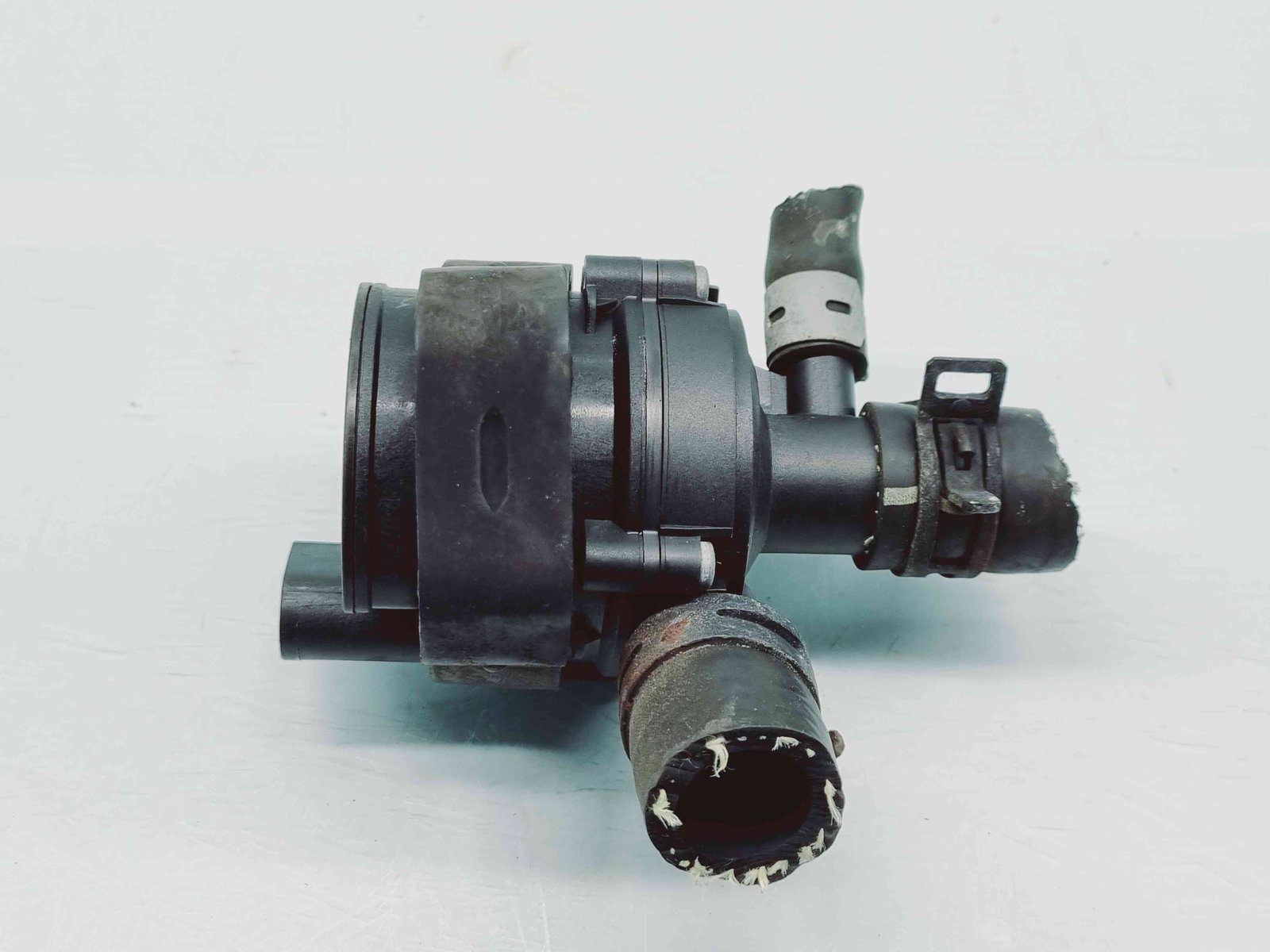 Pompa recirculare apa Mercedes Clasa E (W212) AMG [Fabr 2009-2016] A2118350028 2.2 CDI 651924 125KW / 170CP 2.2 CDI 651924 125KW / 170CP - imagine 4