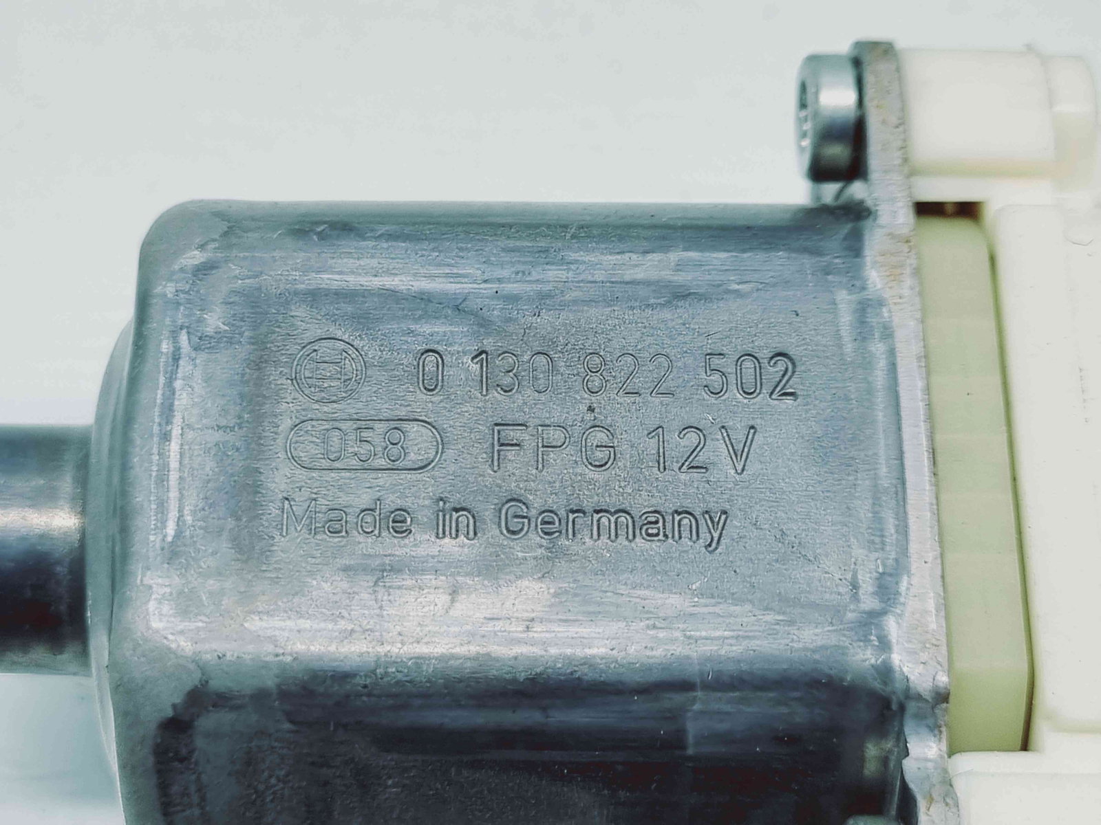 Motoras geam dreapta fata Mercedes Clasa GLK (X204) [Fabr 2008-prezent] A2048200242 - imagine 2