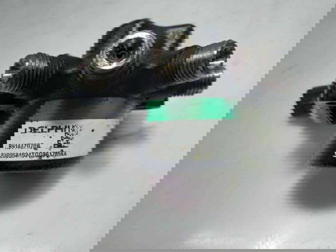 Rampa injectoare Dacia Logan 1.5 DCI 8200584034 2004-2012