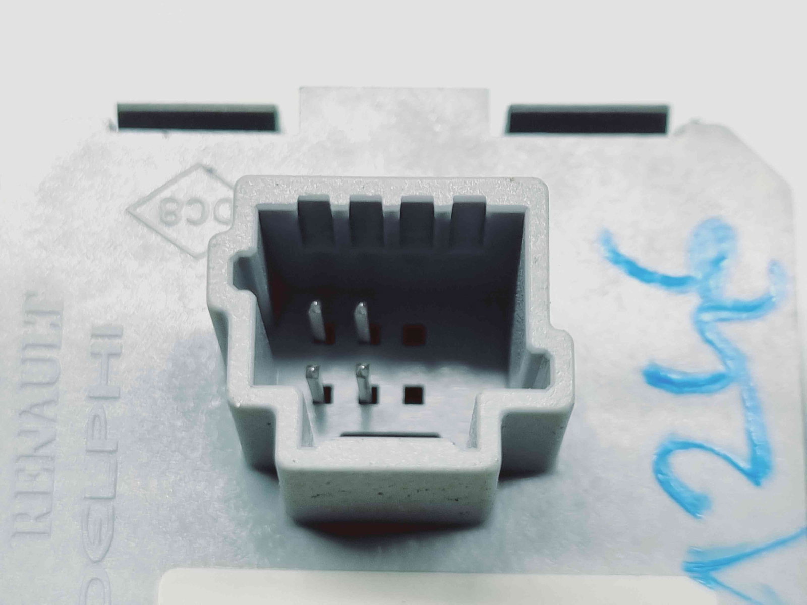 Butoane comenzi consola centrala Renault Scenic 3 [Fabr 2009-2015] 283950001R - imagine 2