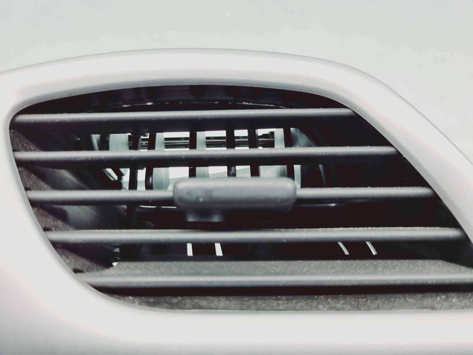 Grila aerisire stanga Renault Scenic 3 [Fabr 2009-2015] OEM - imagine 2