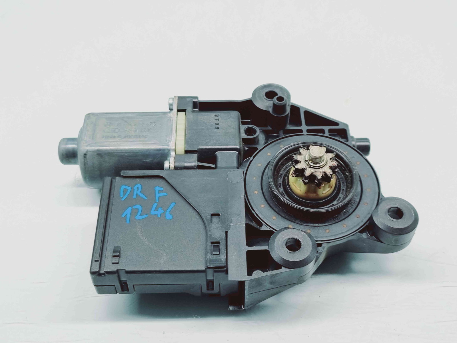 Motoras geam dreapta fata Renault Scenic 3 [Fabr 2009-2015] 807300011R - imagine 1