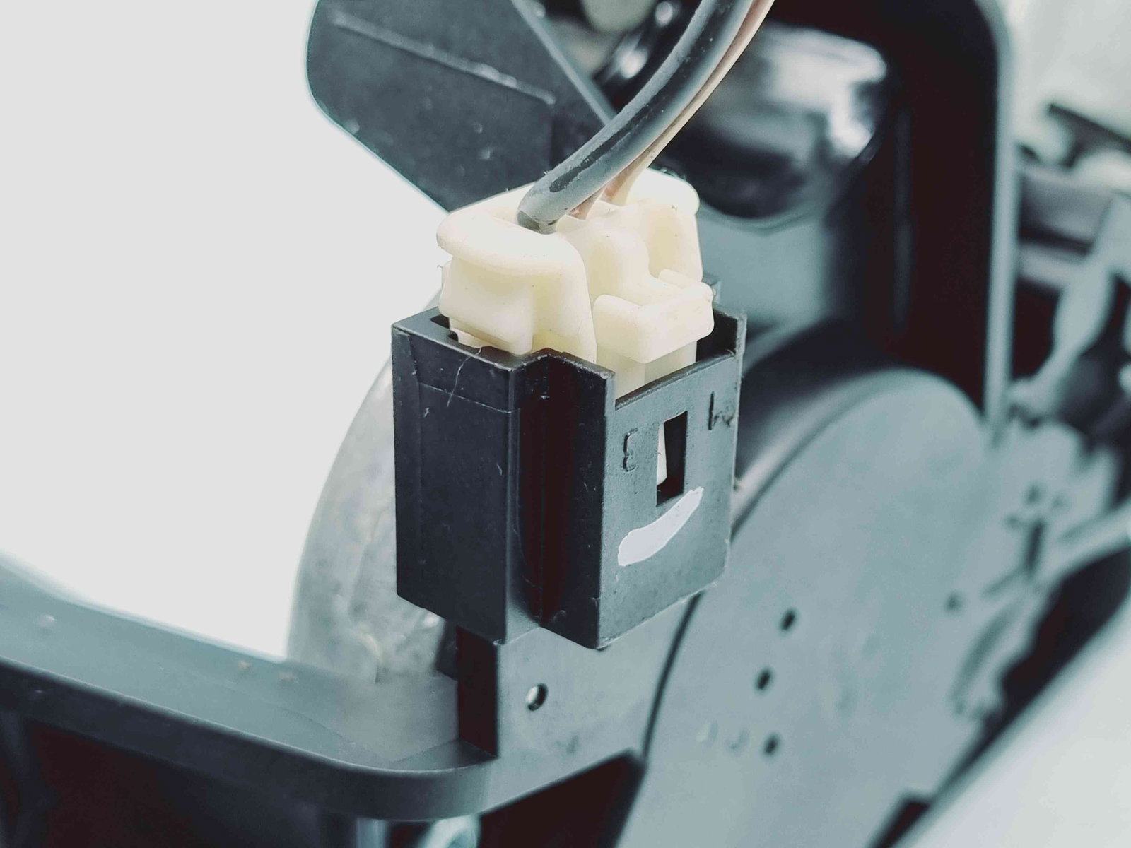 Motoras stergator haion Renault Scenic 3 [Fabr 2009-2015] 287100010R - imagine 3