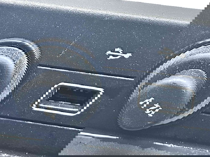   Conector auxiliar USB Skoda Fabia 3 Combi (NJ5) [Fabr 2014-2022] 5Q0035726M