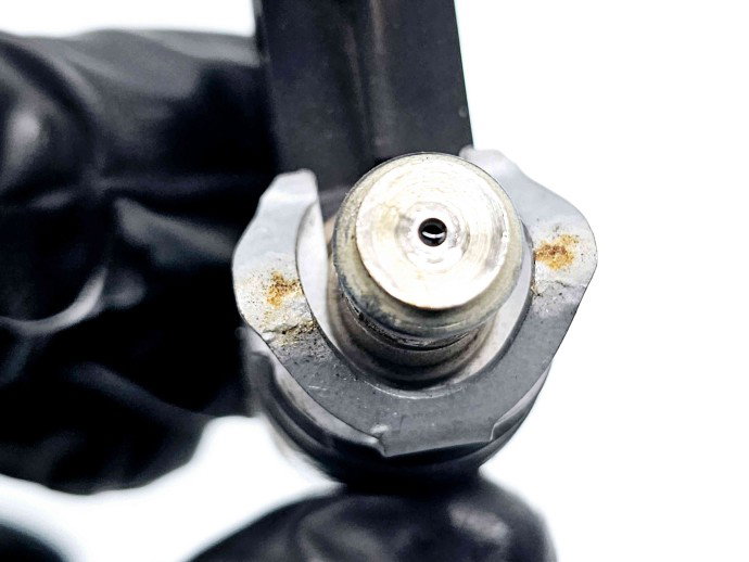 Injector Skoda Fabia 3 Combi (NJ5) [Fabr 2014-2022] 04E906036AT 1.3 Benz DKLD 70KW / 95CP 1.3 Benz DKLD 70KW / 95CP