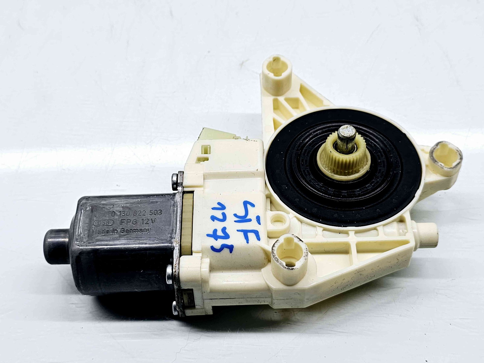 Motoras geam stanga fata Mercedes Clasa GLK (X204) [Fabr 2008-prezent] A2048200142 - imagine 1