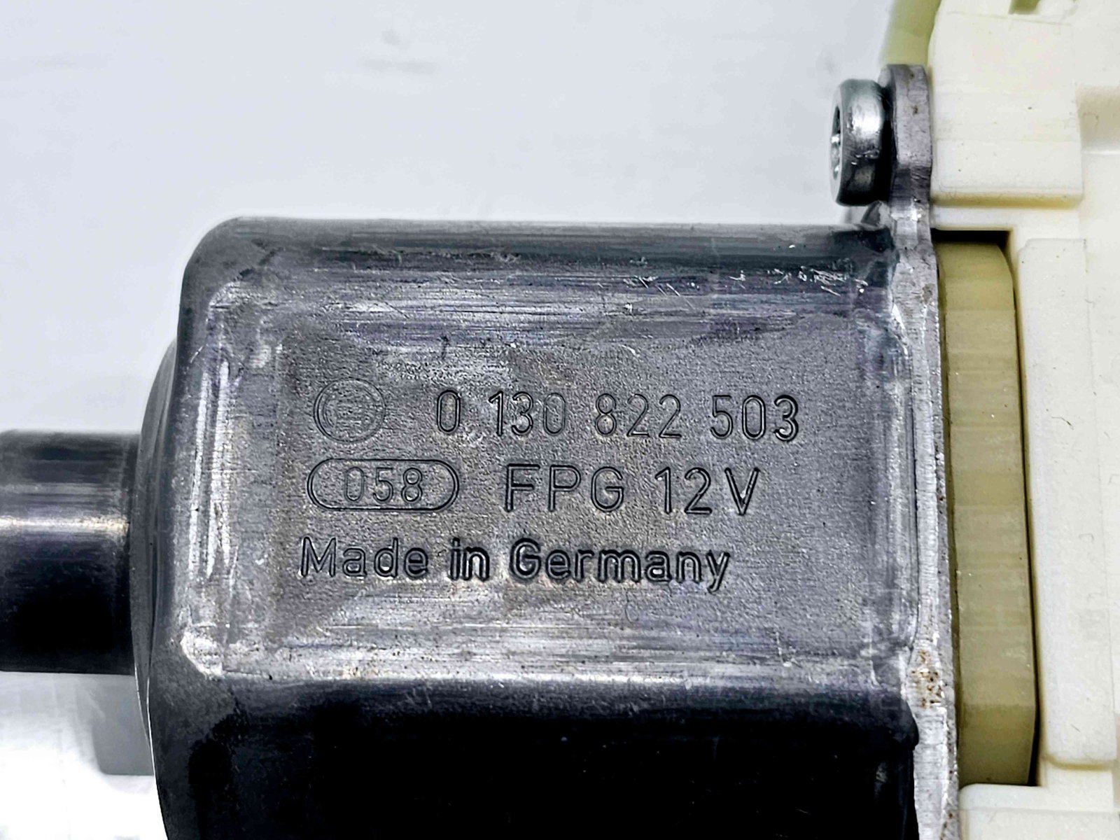 Motoras geam stanga fata Mercedes Clasa GLK (X204) [Fabr 2008-prezent] A2048200142 - imagine 2