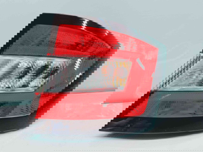   Stop aripa dreapta Skoda Fabia 3 Combi (NJ5) [Fabr 2014-2022] 6V9945096