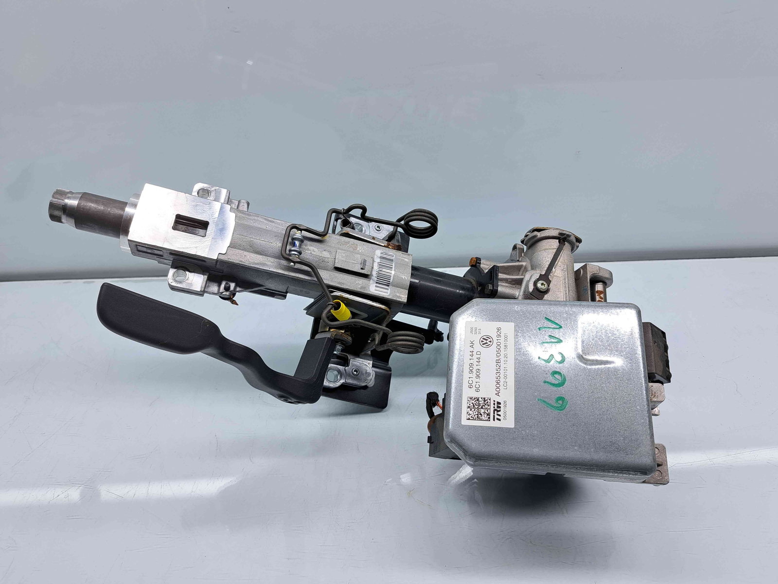 Ax coloana volan Skoda Fabia 3 Combi (NJ5) [Fabr 2014-2022] 6C1909144AK / 6C1909144D 1.0 Benz DKLD 70KW / 95CP 1.0 Benz DKLD 70KW / 95CP - imagine 1