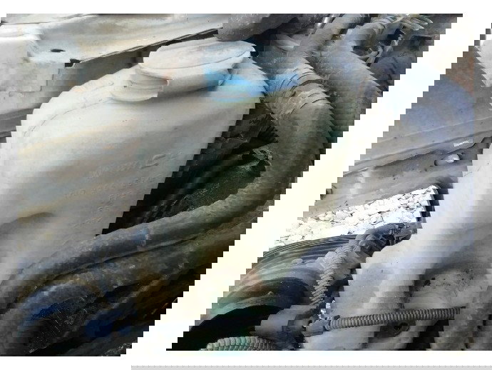 Vas lichid parbriz Volkswagen Golf 4 1.9 AJM OEM 1997-2004