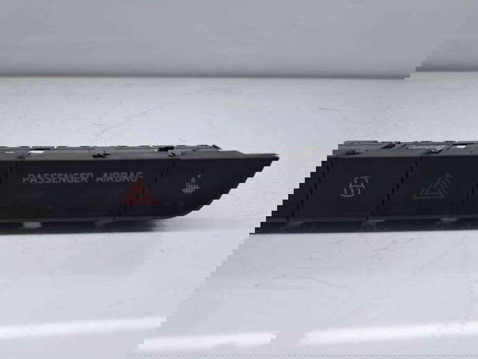   Butoane comenzi consola centrala Skoda Fabia 3 Combi (NJ5) [Fabr 2014-2022] 6V0927132C