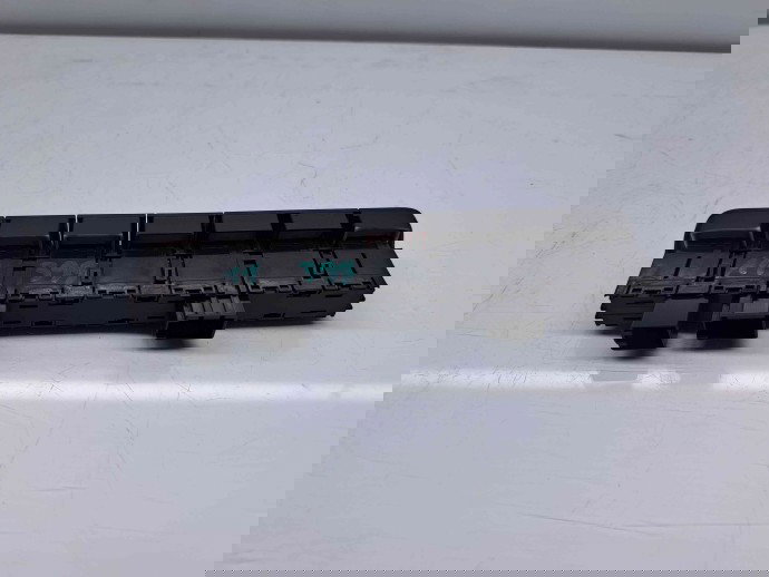   Butoane comenzi consola centrala Skoda Fabia 3 Combi (NJ5) [Fabr 2014-2022] 6V0927132C