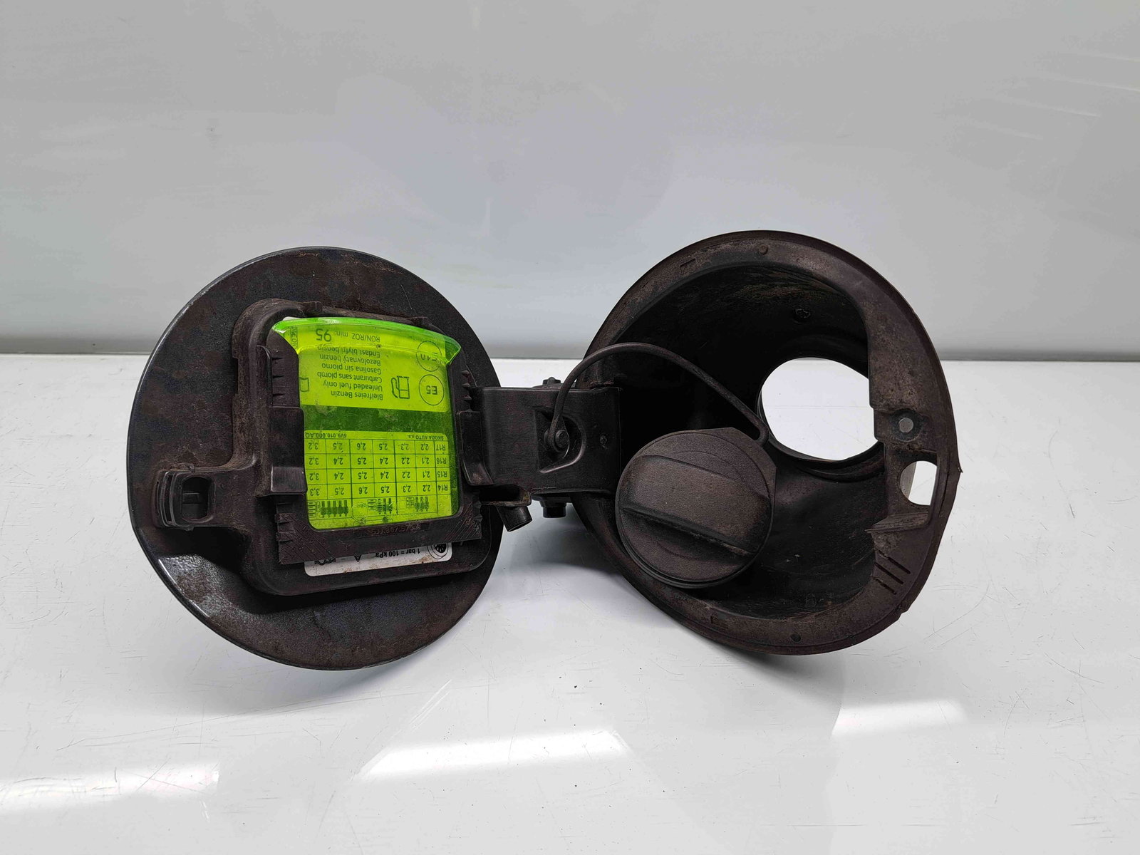 Capac rezervor Skoda Fabia 3 Combi (NJ5) [Fabr 2014-2022] LF7Y - imagine 2