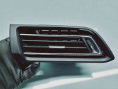   Grila aerisire stanga Peugeot 308 (II) SW [Fabr 2013-prezent] 96778765