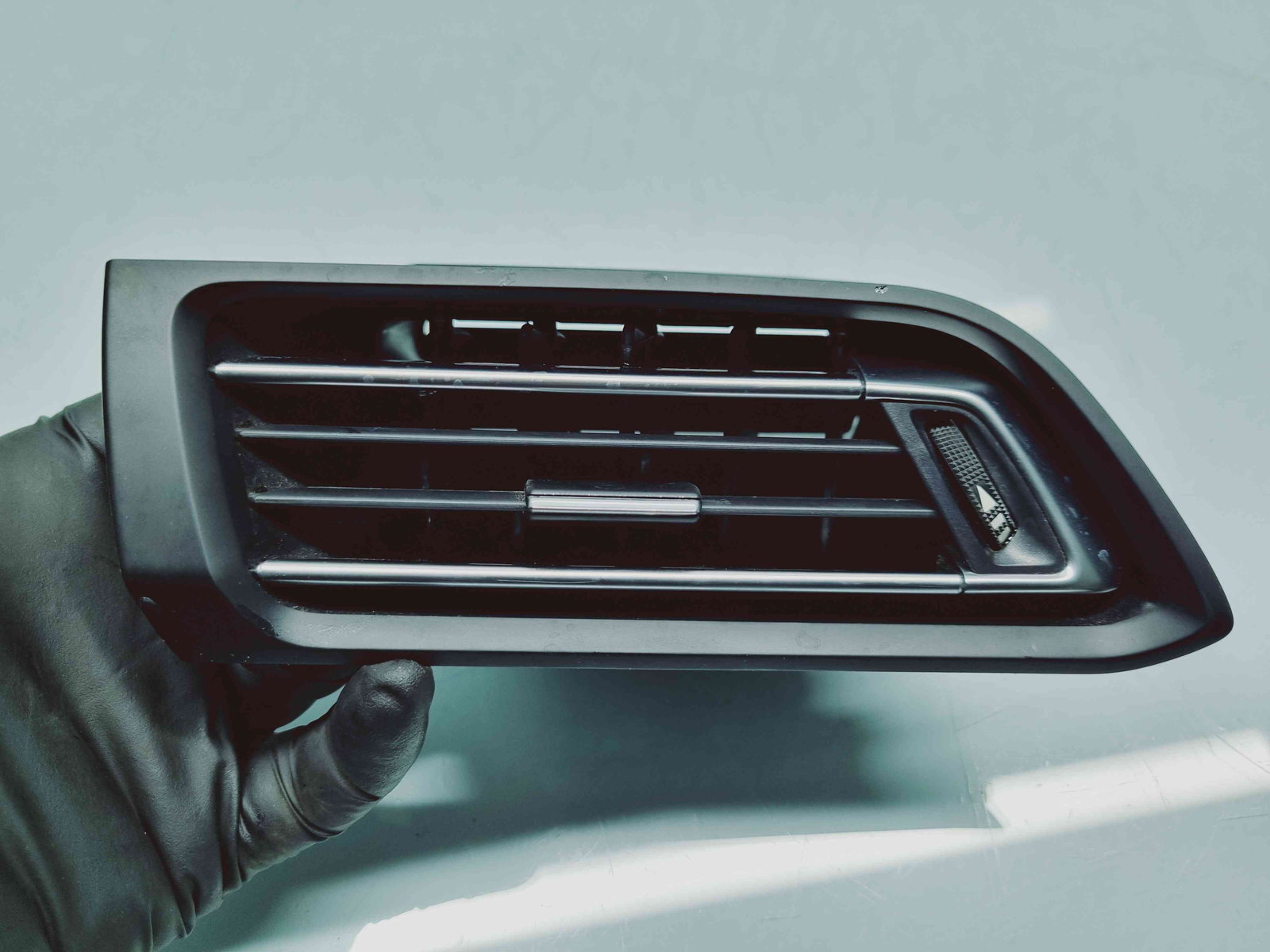 Grila aerisire stanga Peugeot 308 (II) SW [Fabr 2013-prezent] 96778765 - imagine 3