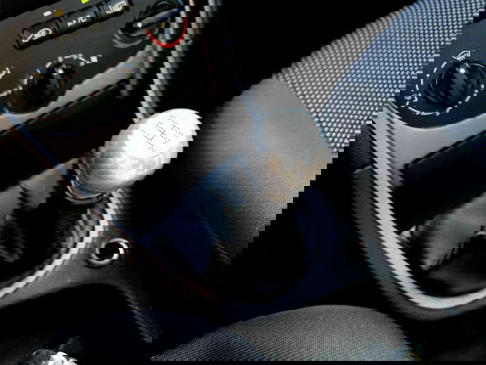 Manson nuca schimbator Peugeot 307 [Fabr 2000-2008] OEM 1.4 HDI 8HZ 50KW / 68CP 1.4 HDI 8HZ 50KW / 68CP