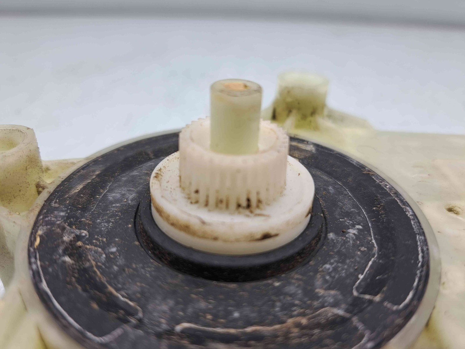 Motoras geam dreapta spate Peugeot 308 (II) SW [Fabr 2013-prezent] 9678189980 - imagine 3