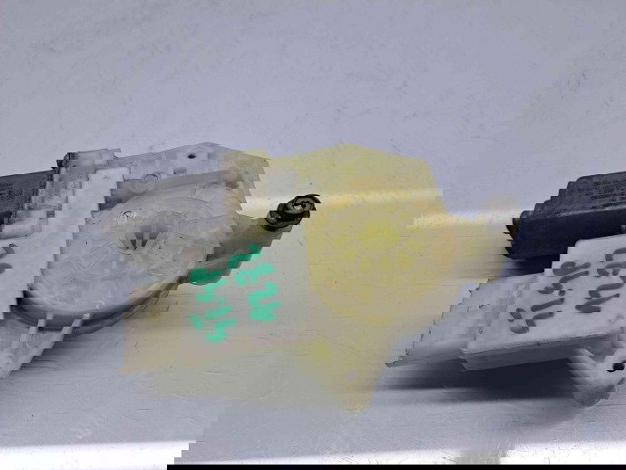 Motoras geam stanga spate Peugeot 308 (II) SW [Fabr 2013-prezent] 9678190080