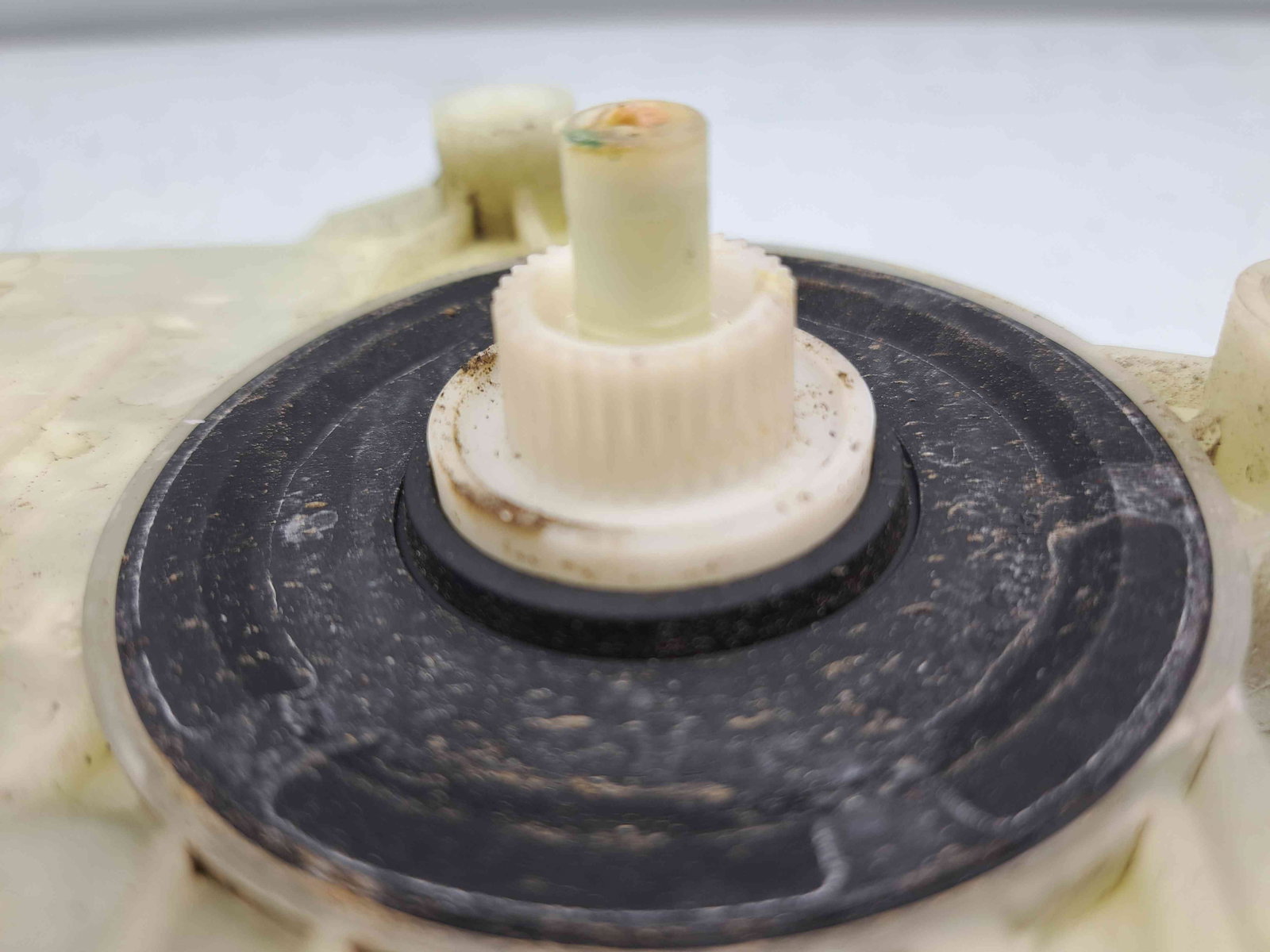 Motoras geam stanga spate Peugeot 308 (II) SW [Fabr 2013-prezent] 9678190080 - imagine 3