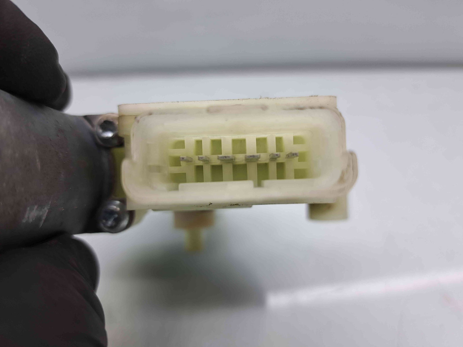 Motoras geam stanga spate Peugeot 308 (II) SW [Fabr 2013-prezent] 9678190080 - imagine 4