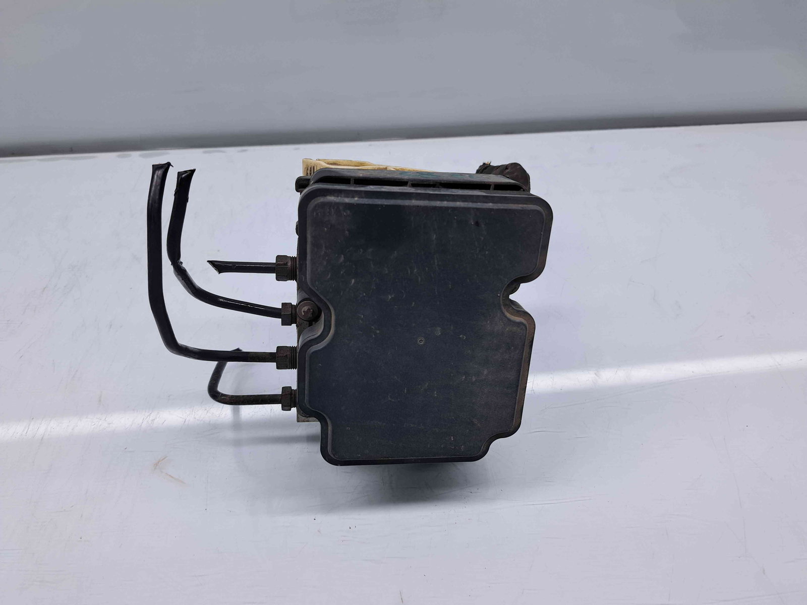 Pompa ABS Peugeot 308 (II) SW [Fabr 2013-prezent] 9817627280 1.6 HDI BH01 88KW / 120CP 1.6 HDI BH01 88KW / 120CP - imagine 3