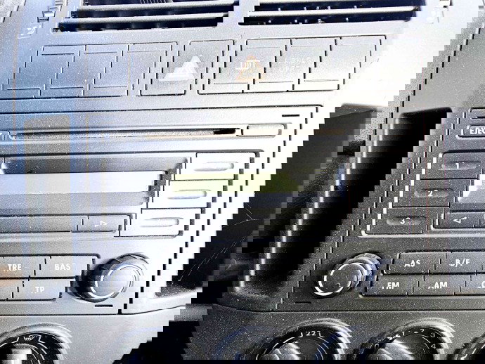   Radio CD Volkswagen Polo (9N) [Fabr 2001-2008] OEM