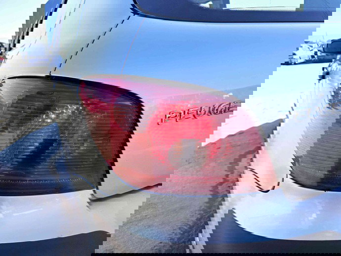   Stop aripa stanga Peugeot 307 [Fabr 2000-2008] OEM