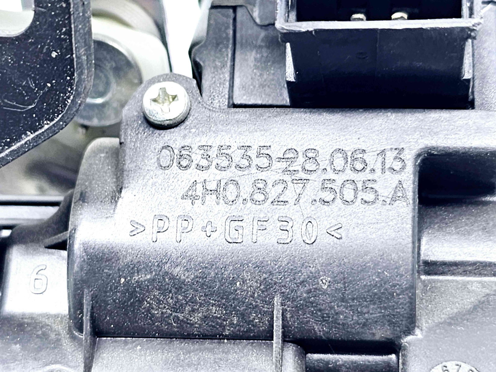 Broasca capota spate Audi A6 (4G2, C7) [Fabr 2012-2017] 4H0827505A - imagine 3