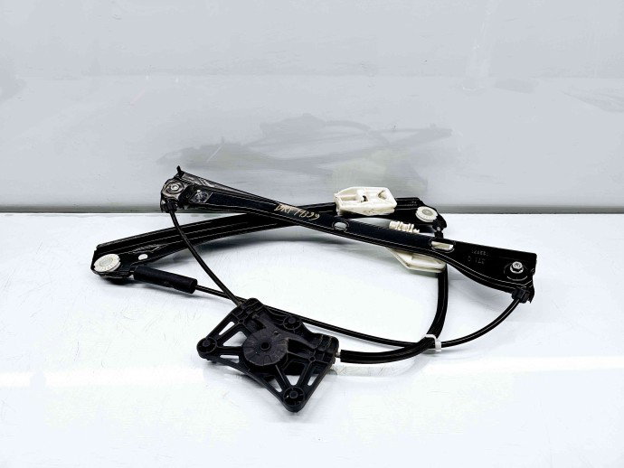 Macara electrica geam dreapta fata Skoda Fabia 3 Combi (NJ5) [Fabr 2014-2022] OEM