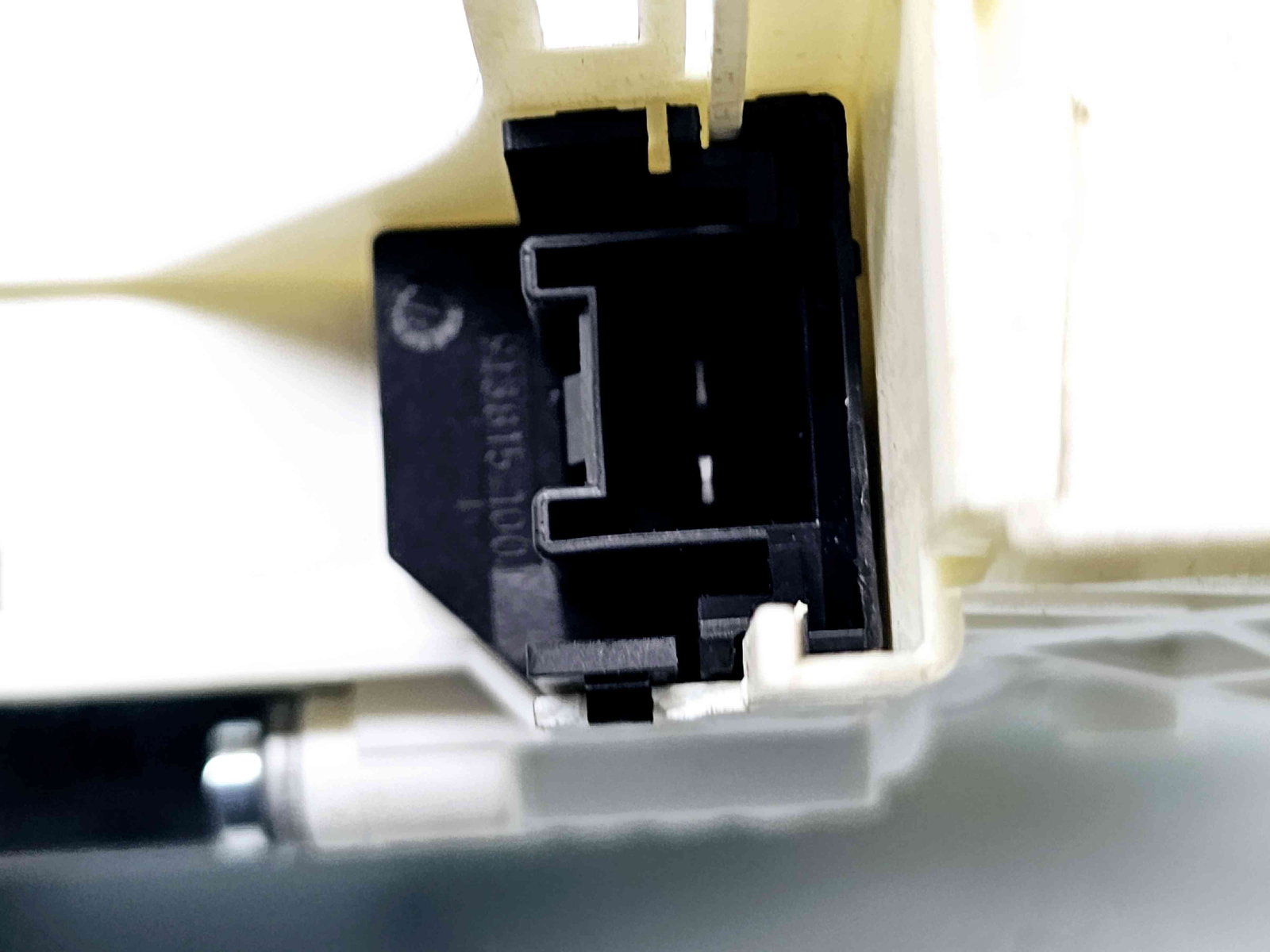 Motoras geam dreapta fata Audi A6 (4G2, C7) [Fabr 2012-2017] 8K0959802B - imagine 2