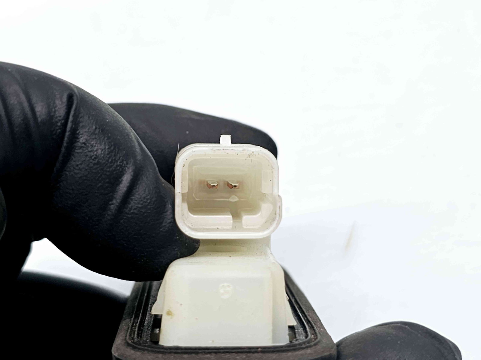 Buton deschidere portbagaj Peugeot 308 [Fabr 2007-2013] OEM - imagine 3