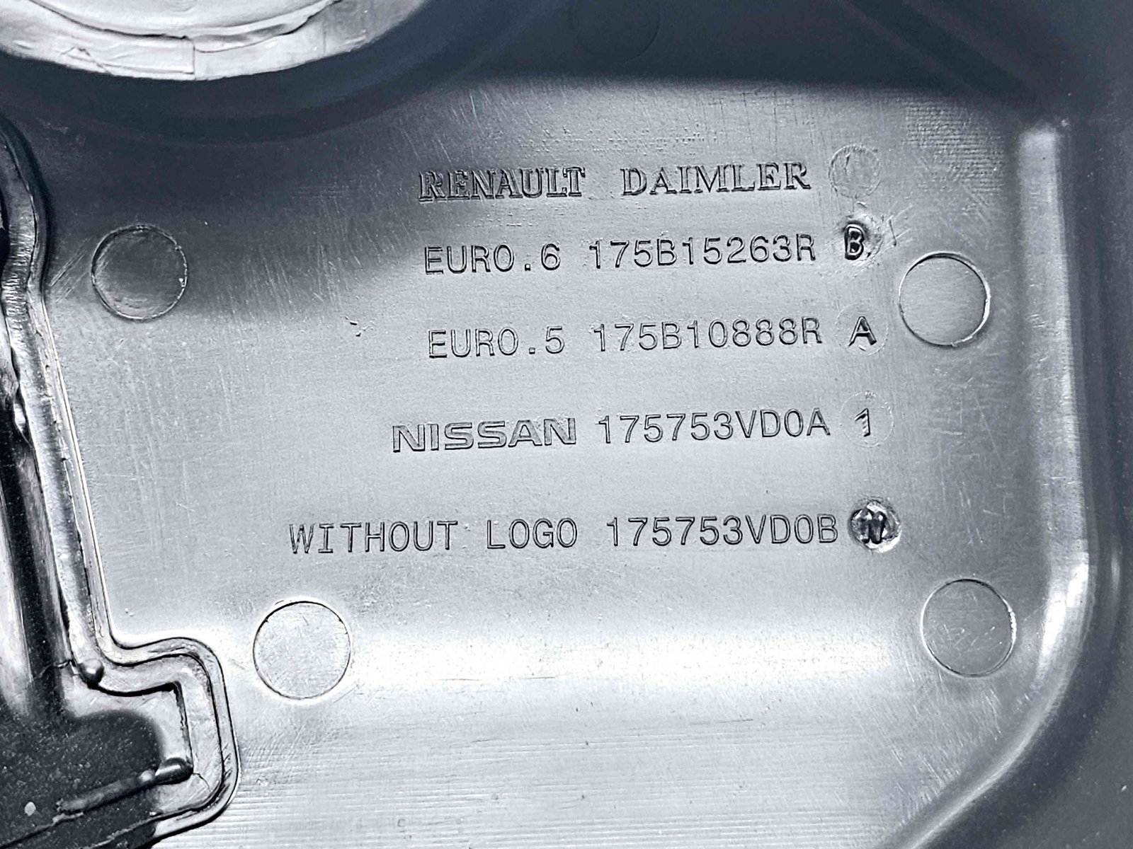 Capac motor Dacia Logan II MCV BK (K52) [Fabr 2013-2022] Facelift 175753VD0BN 1.5 DCI K9K-626 66KW / 90CP 1.5 DCI K9K-626 66KW / 90CP - imagine 3