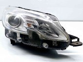   Far dreapta Peugeot 2008 [Fabr 2013-prezent] 9677810080