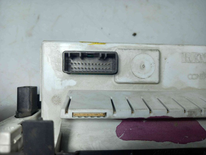 Display bord Renault Megane 2 1.4 K4J 8200290542-C 2002-2008