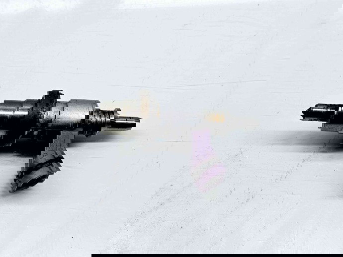 Injector Adblue LEXUS IS II (GSE2, ALE2, USE2) [Fabr 2005-2013] 23710-26012 2.2  2AD-FHV 130KW / 177CP 2.2  2AD-FHV 130KW / 177CP