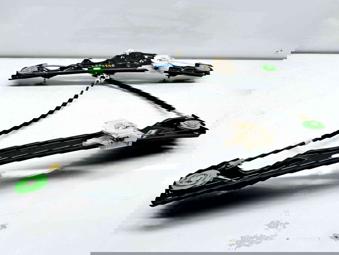 Macara electrica geam dreapta fata Bmw X1 (E84) [Fabr 2009-2015] Facelift 2990294